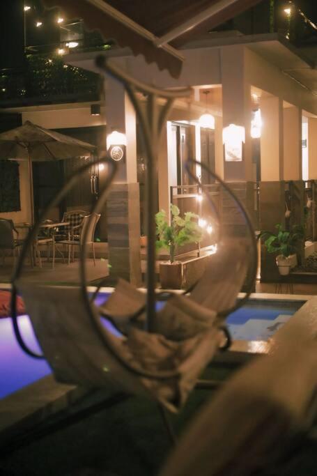 Mimi Castle Full Ac 1200M2 Private Villa Dan Pool Parongpong Lembang Cihanjuang Luaran gambar